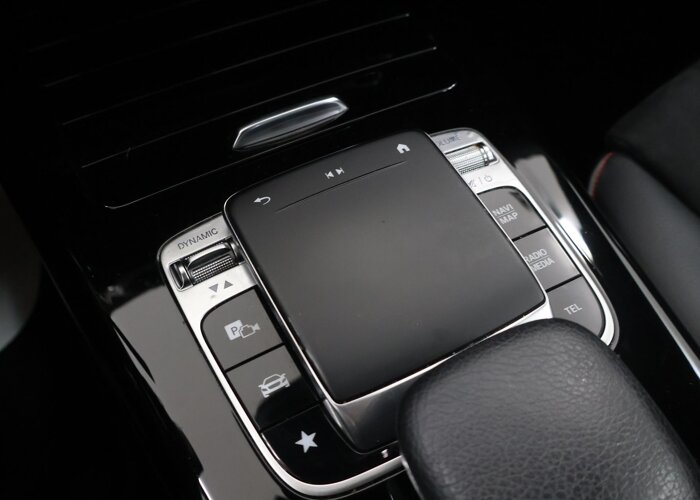 Mercedes-Benz A-Klasse 200 Business Solution AMG