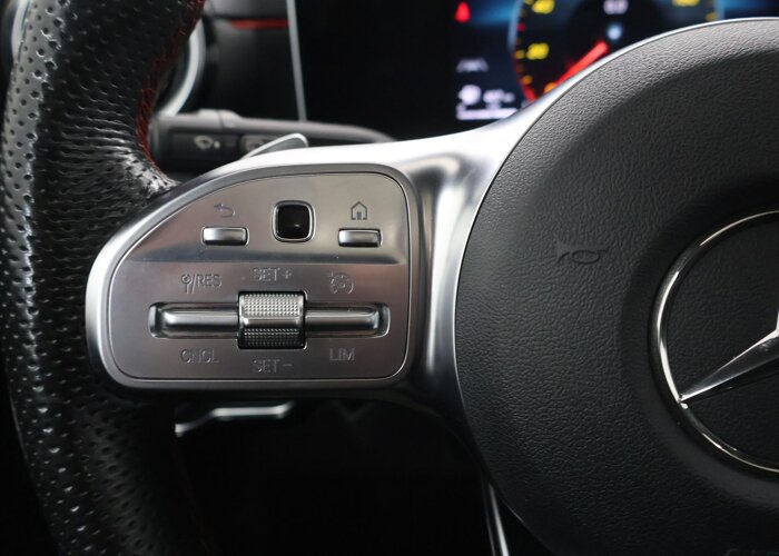 Mercedes-Benz A-Klasse 200 Business Solution AMG