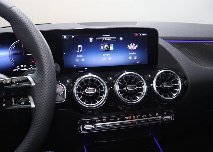 Mercedes-Benz B-Klasse 250e Business Solution AMG