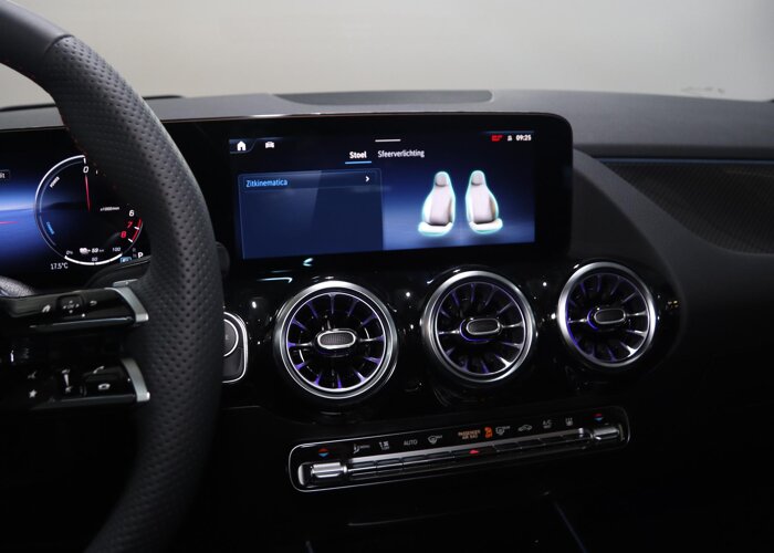 Mercedes-Benz B-Klasse 250e Business Solution AMG
