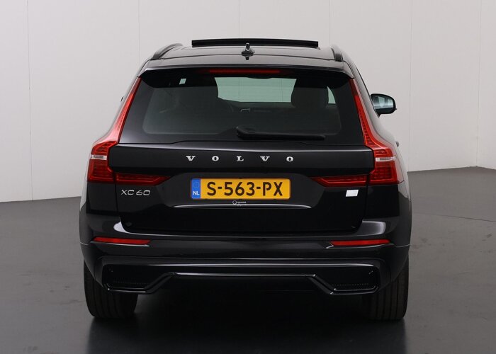 Volvo XC60 2.0 T6 Plug-in hybrid AWD Plus Dark