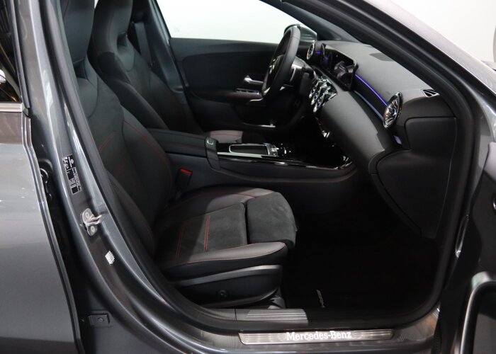Mercedes-Benz A-Klasse 250e Business Solution AMG