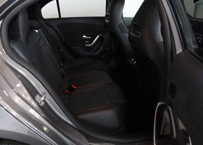Mercedes-Benz A-Klasse 250e Business Solution AMG