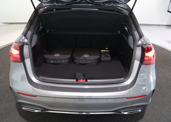 Mercedes-Benz A-Klasse 250e Business Solution AMG