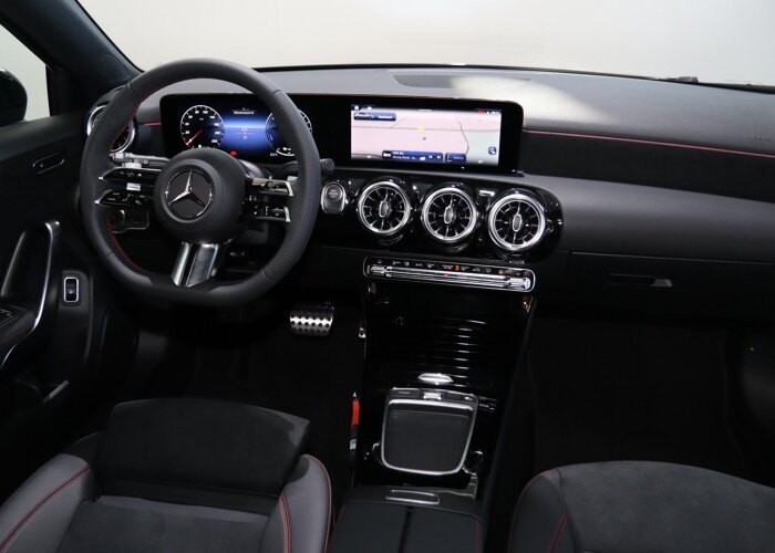 Mercedes-Benz A-Klasse 250e Business Solution AMG