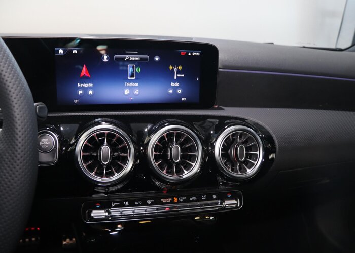 Mercedes-Benz A-Klasse 250e Business Solution AMG