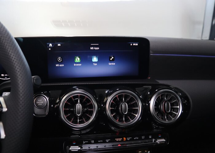 Mercedes-Benz A-Klasse 250e Business Solution AMG