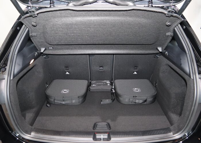 Mercedes-Benz B-Klasse 250e Business Solution AMG
