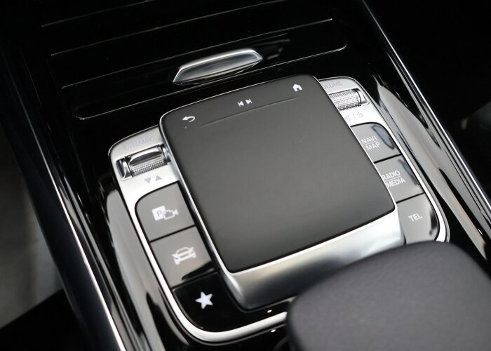 Mercedes-Benz B-Klasse 180 Business Solution AMG