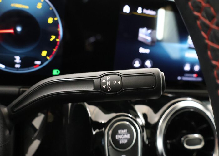 Mercedes-Benz B-Klasse 180 Business Solution AMG