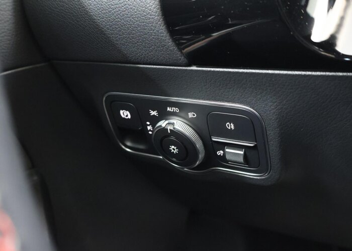 Mercedes-Benz B-Klasse 180 Business Solution AMG