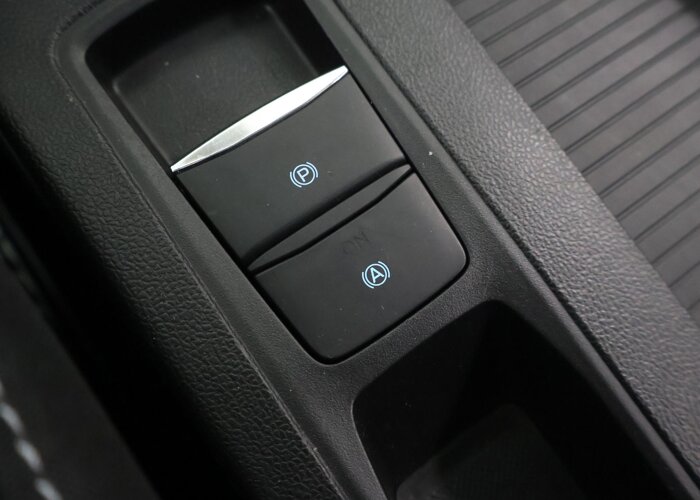Ford FOCUS Wagon 1.0 EcoBoost Hybrid Titanium X Business