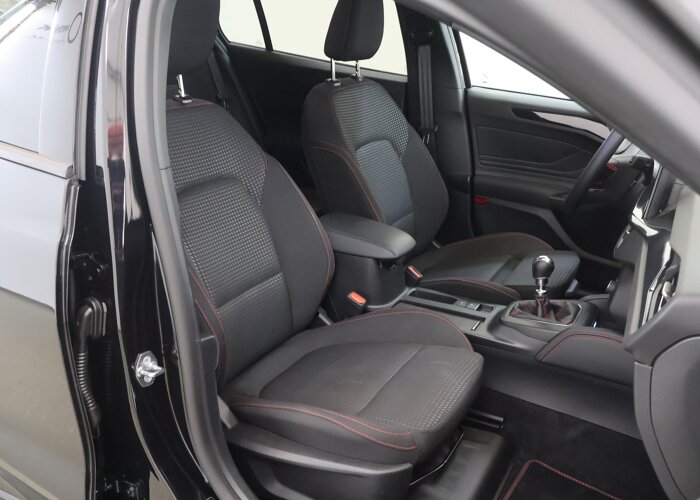Ford FOCUS Wagon 1.0 EcoBoost Hybrid ST Line X
