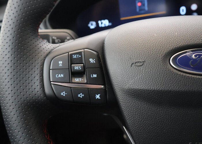 Ford FOCUS Wagon 1.0 EcoBoost Hybrid ST Line X
