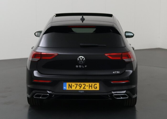 Volkswagen Golf 1.5 eTSI R-Line Business