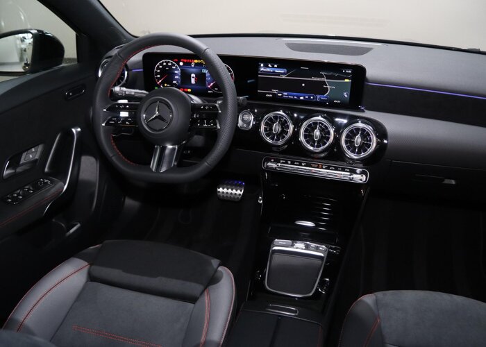 Mercedes-Benz A-Klasse 180 Business Solution AMG