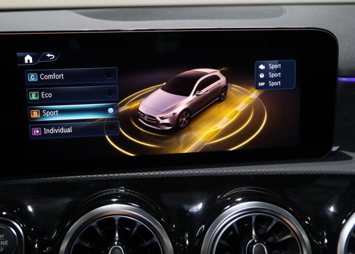 Mercedes-Benz A-Klasse 180 Business Solution AMG