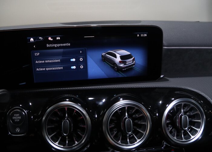 Mercedes-Benz A-Klasse 180 Business Solution AMG