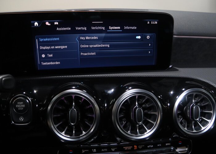 Mercedes-Benz A-Klasse 180 Business Solution AMG