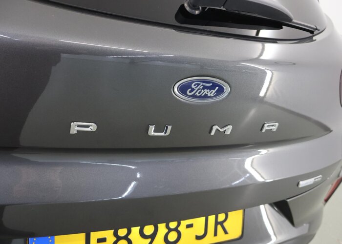 Ford Puma 1.0 EcoBoost Hybrid Titanium X First Edition