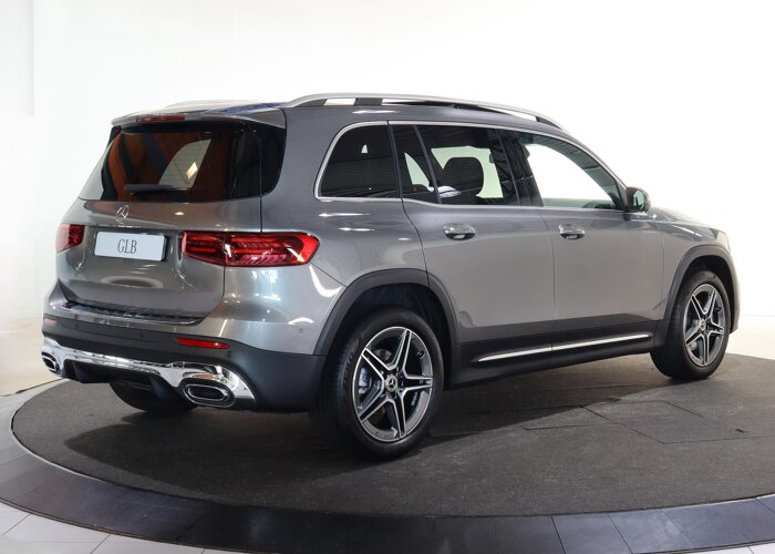 Mercedes-Benz GLB 180 Business Solution AMG