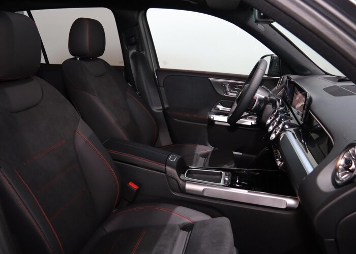 Mercedes-Benz GLB 180 Business Solution AMG