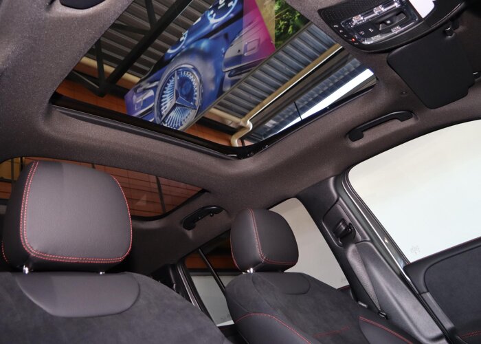 Mercedes-Benz GLB 180 Business Solution AMG