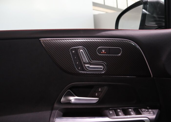 Mercedes-Benz GLB 180 Business Solution AMG