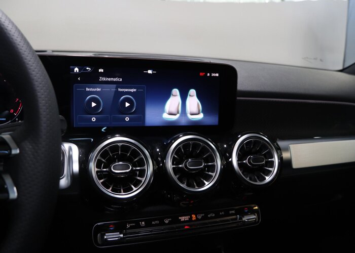 Mercedes-Benz GLB 180 Business Solution AMG