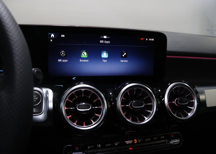 Mercedes-Benz GLB 180 Business Solution AMG
