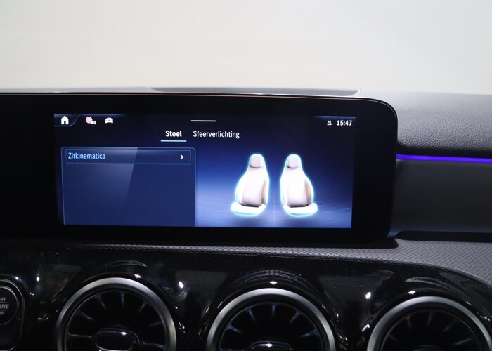 Mercedes-Benz A-Klasse 250e Business Solution AMG