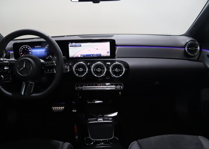 Mercedes-Benz A-Klasse 250e Business Solution AMG