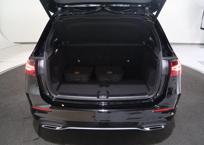 Mercedes-Benz B-Klasse 250e Business Solution AMG