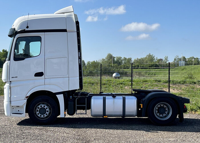 Mercedes-Benz  Actros 1845 LS 4x2 | BigSpace