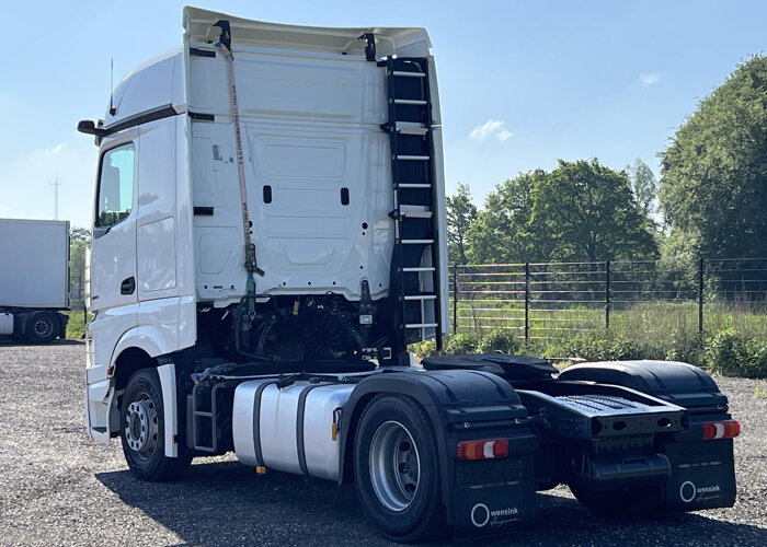 Mercedes-Benz  Actros 1845 LS 4x2 | BigSpace