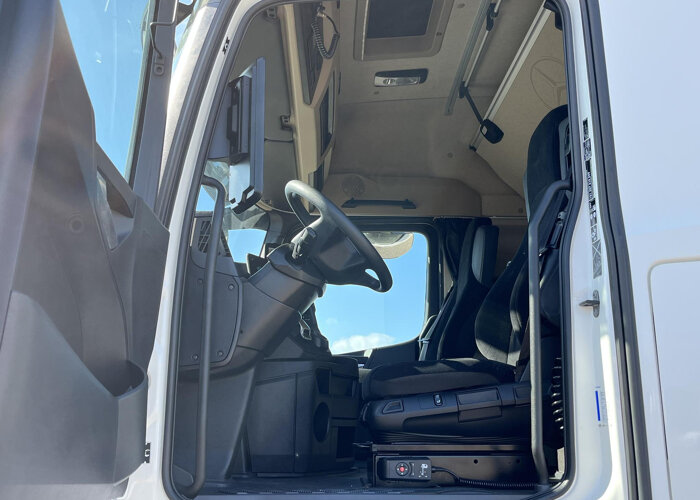 Mercedes-Benz  Actros 1845 LS 4x2 | BigSpace