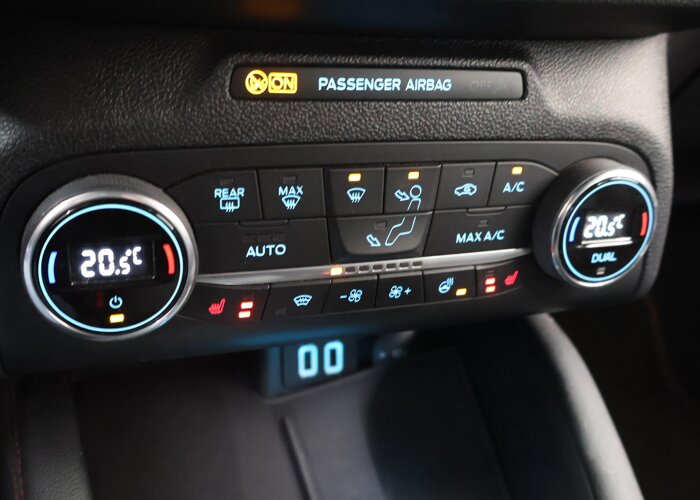 Ford Focus 1.5 EcoBoost ST Line X Business