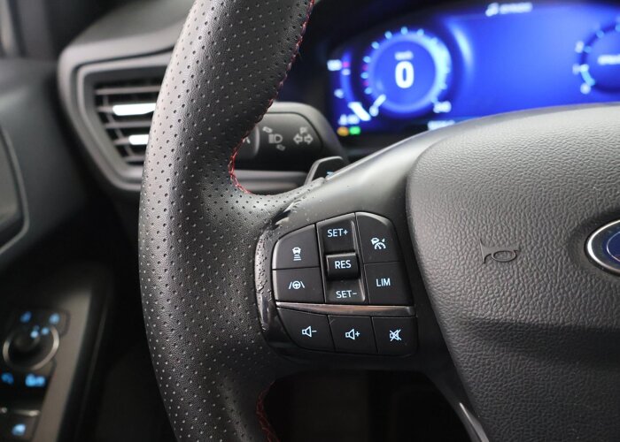 Ford Focus 1.5 EcoBoost ST Line X Business
