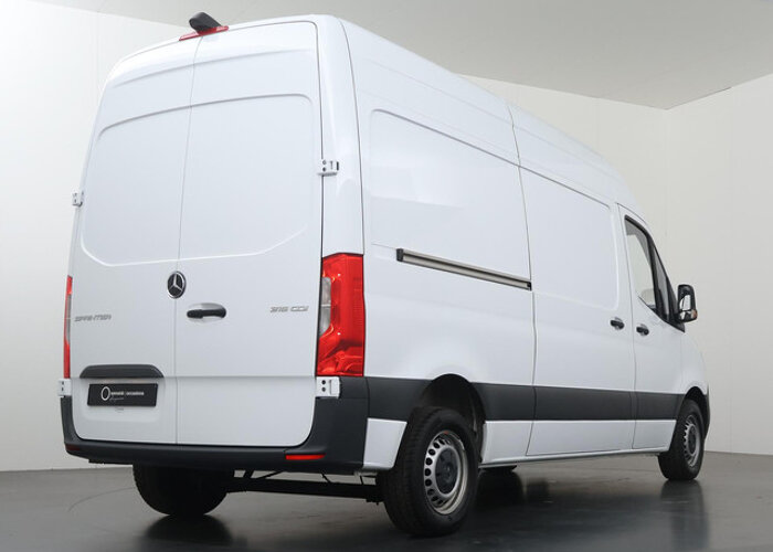Mercedes-Benz Sprinter 315 CDI | L2 H2 | FWD | AUT. |