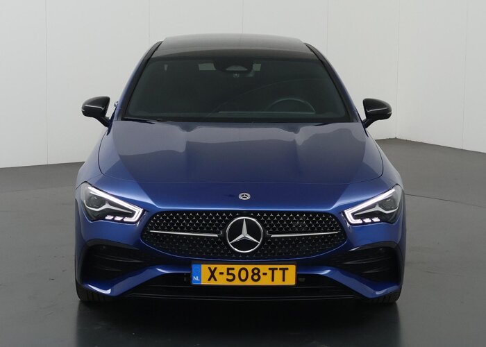Mercedes-Benz CLA-Klasse 250 e AMG Night