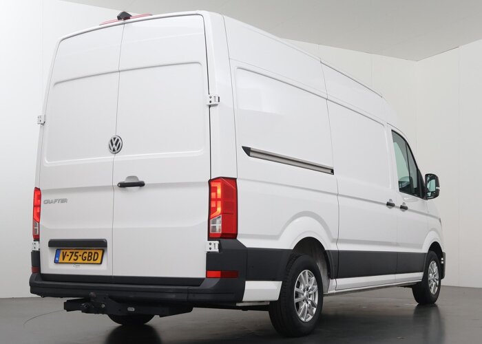 VW-Bedrijfswagens Crafter 30 | 2.0 TDI | 177 PK | L3H3 | HIGHLINE | LAADKLEP