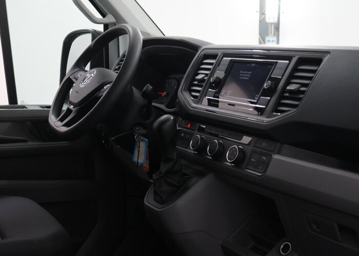 VW-Bedrijfswagens Crafter 30 | 2.0 TDI | 177 PK | L3H3 | HIGHLINE | LAADKLEP