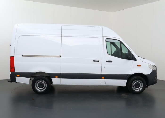Mercedes-Benz Sprinter 317 CDI | L2 H2 | PRO | AUT. | 170 PK |