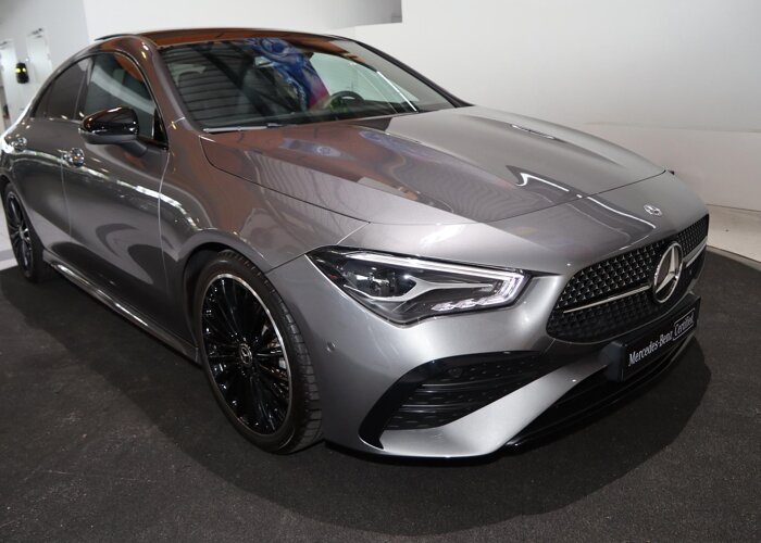 Mercedes-Benz CLA-Klasse 180 Star Edition AMG Line Plus