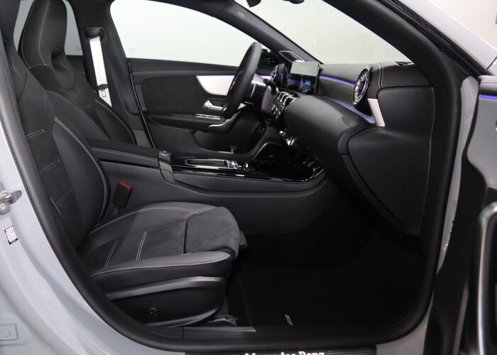 Mercedes-Benz CLA-Klasse 180 Business Solution AMG