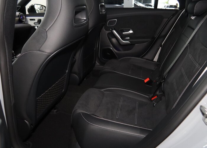Mercedes-Benz CLA-Klasse 180 Business Solution AMG