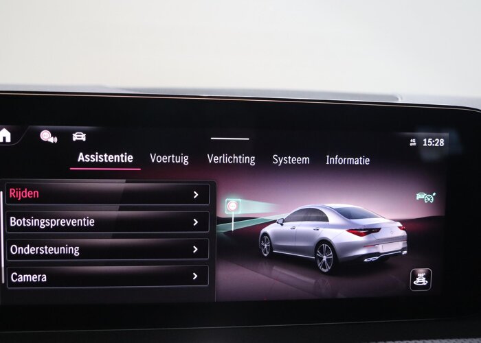 Mercedes-Benz CLA-Klasse 180 Business Solution AMG