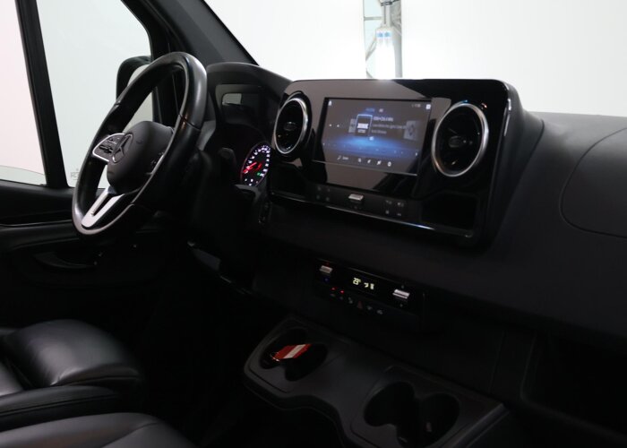 Mercedes-Benz Sprinter 319 | 3.0 CDI | V6 | AUT. | L3 H2 |