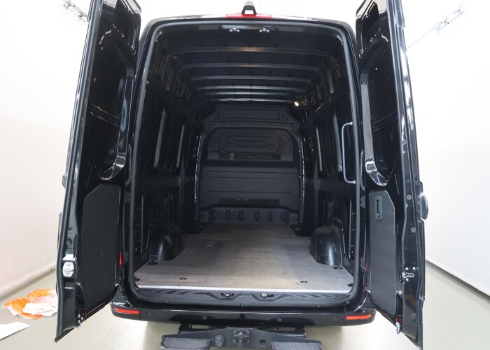 Mercedes-Benz Sprinter 319 | 3.0 CDI | V6 | AUT. | L3 H2 |