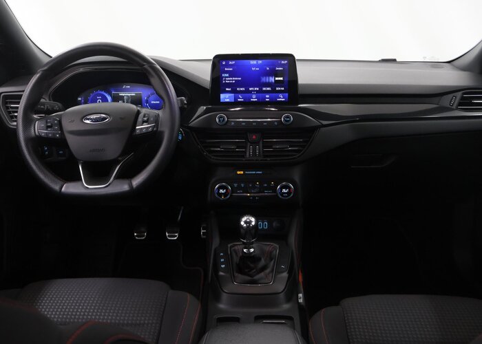 Ford FOCUS Wagon 1.0 EcoBoost Hybrid ST Line X Business